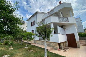 Sunny Apt Malinska Krk 800mt From Sea
